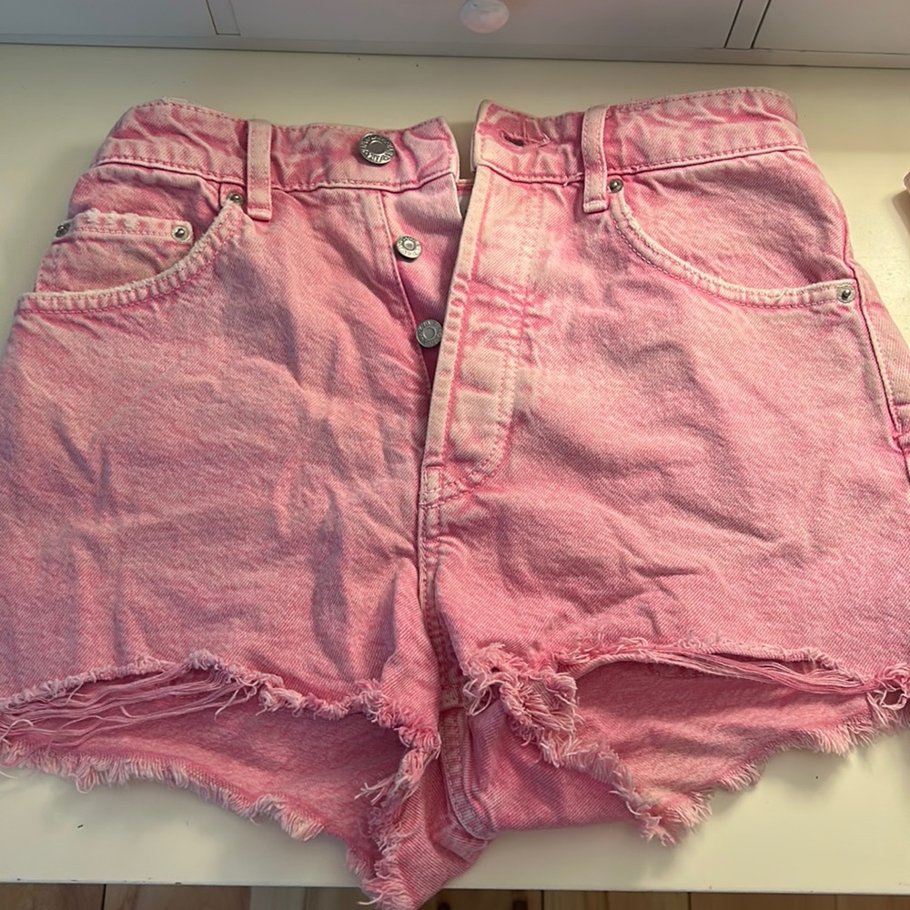 pink zara shorts